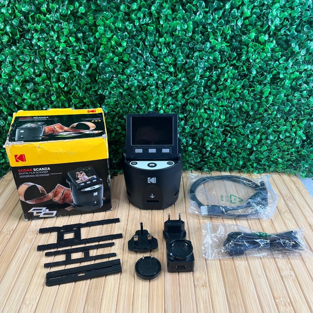 Kodak SCANZA Digital Film & Slide Scanner Converts 35mm 126 110 Super 8 RODFS35
